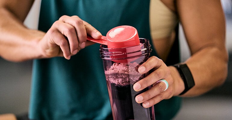 Whey Protein vs Plant Protein - BlenderBottle