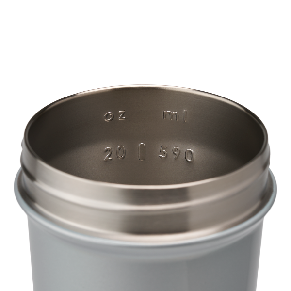 Silverline Green Strada Tritan odor-resistant shaker with locking lid.| Color#Silverline