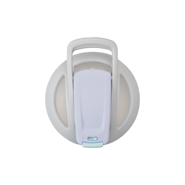 Silverline Green Strada Tritan odor-resistant shaker with locking lid.| Color#Silverline