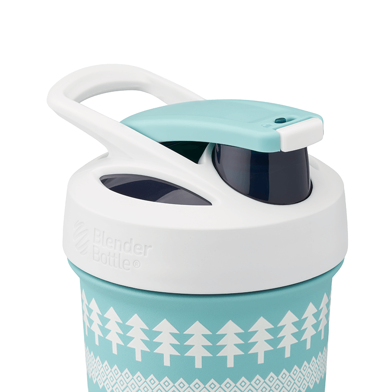 Blue Spruce - Strada® Sleek blender bottle with snowflake and pine tree design, ideal for outdoor enthusiasts and workouts.
