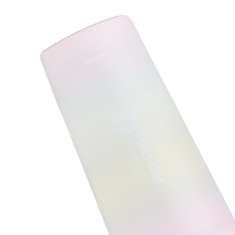 Strada Sleek, smooth grip shaker bottle