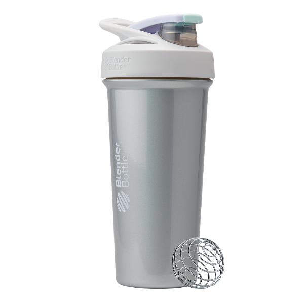 Silverline Green Strada Tritan odor-resistant shaker with locking lid.| Color#Silverline